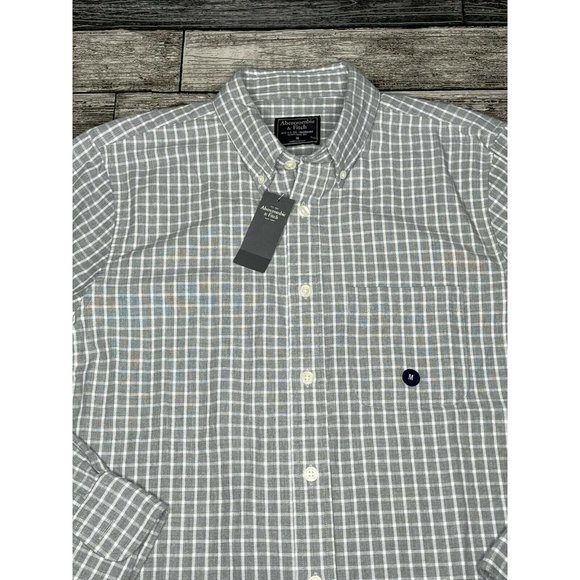 Abercrombie & Fitch Gray Plaid Button Up - Picture 4 of 6